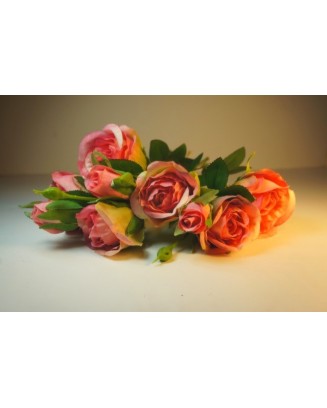 Ramillete de rosas Xin 45cm, 6 rosas y 3 botones