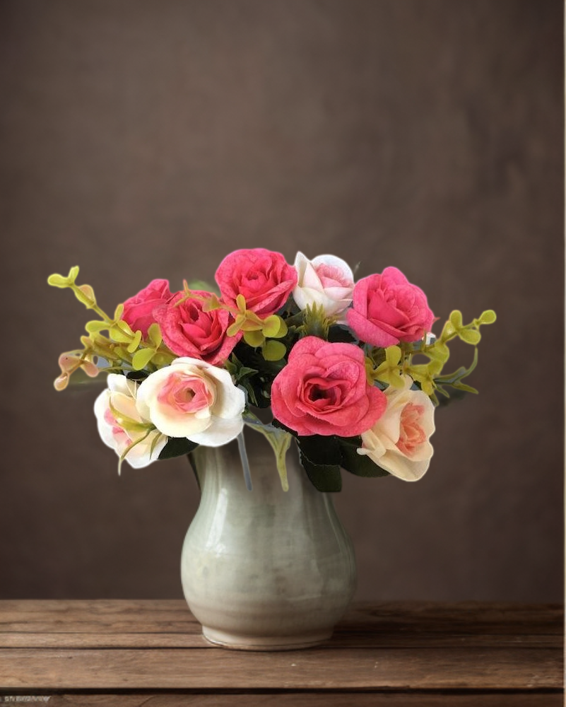 Ramillete de mini-rosas con 10 florescitas, varios colores
